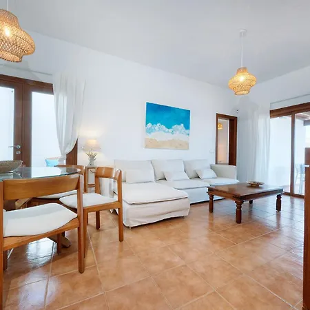 Дом отдыха Lanzarote Paradise - Private Pool, Air-con And Bbq By Lanzarote *