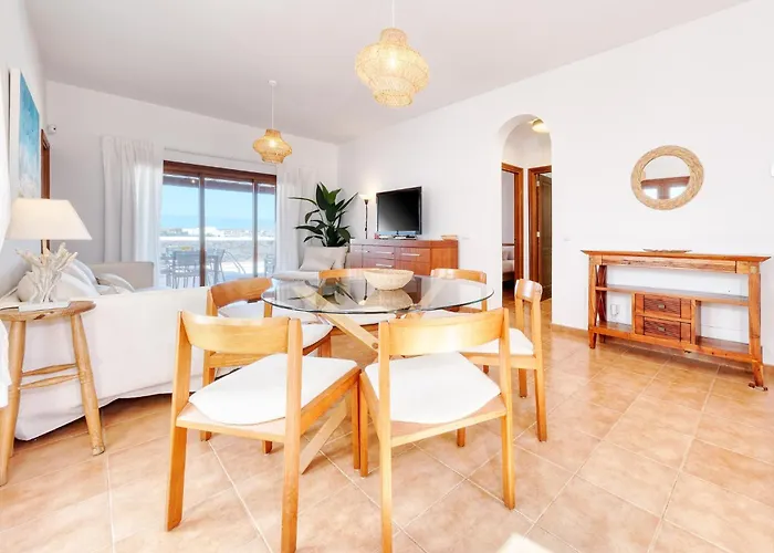 Lanzarote Paradise - Private Pool, Air-con And Bbq By Lanzarote * Playa Blanca (Lanzarote)