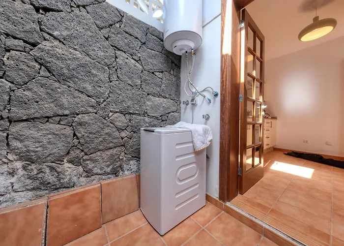 Lanzarote Paradise - Private Pool, Air-con And Bbq By Lanzarote * Playa Blanca (Lanzarote)