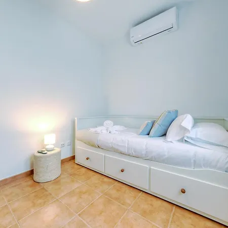 Lanzarote Paradise - Private Pool, Air-con And Bbq By Lanzarote 펜션 *