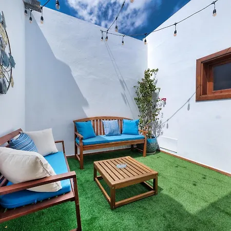 Lanzarote Paradise - Private Pool, Air-con&bbq By Lanzarote *